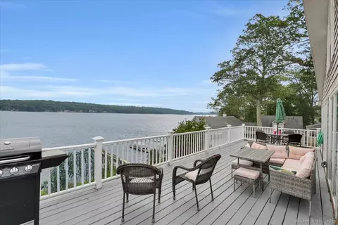 59 Shore Dr, Coventry, CT 06238