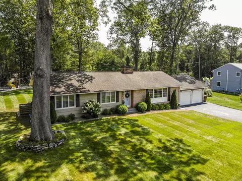36 Soundridge Rd, Shelton, CT 06484