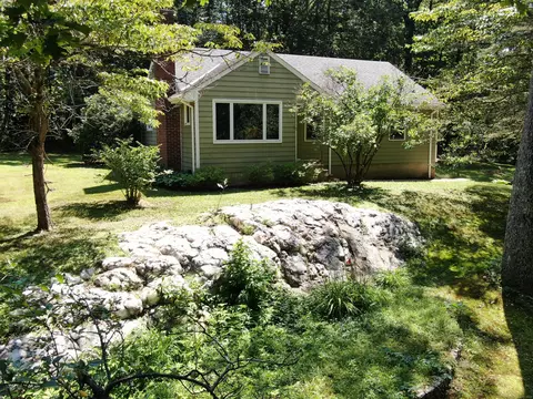 250 E Hartland Rd, Barkhamsted, CT 06063