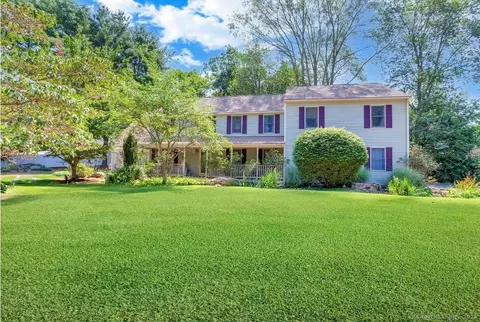 33 Indian Woods Rd, Branford, CT 06405