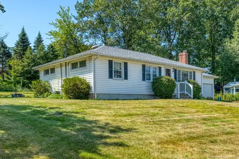 70 Dogwood Ln, Bristol, CT 06010