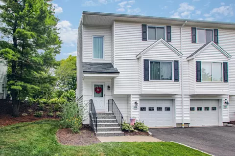 10 South St #85, Danbury, CT 06810