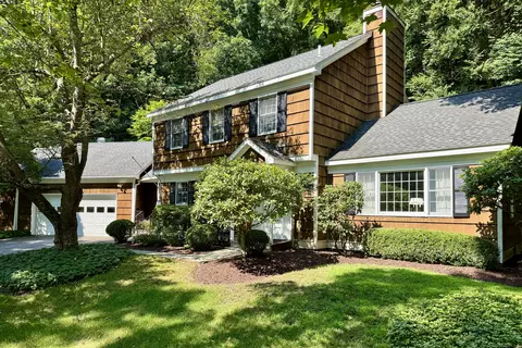 132 S Kent Rd, Kent, CT 06785