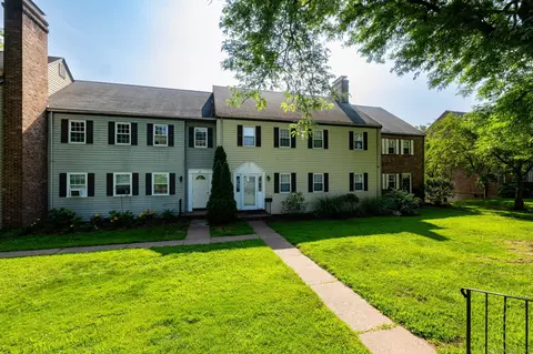 66 Willieb St #66, Glastonbury, CT 06033