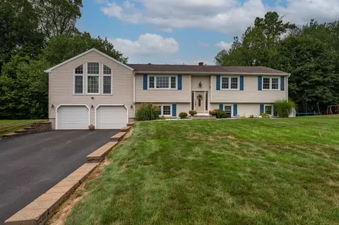 21 Schwab Ter, Wallingford, CT 06492