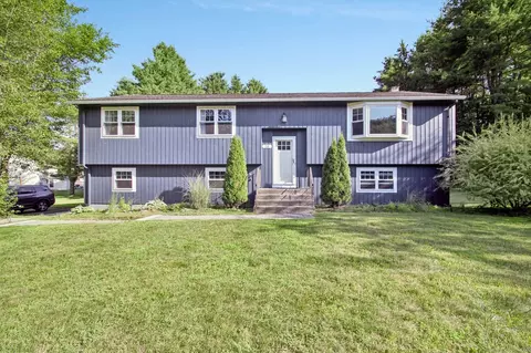 28 Michael Rd, Simsbury, CT 06070