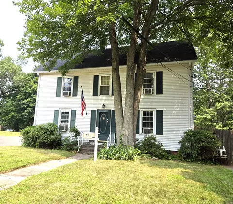 69 New St, Manchester, CT 06040