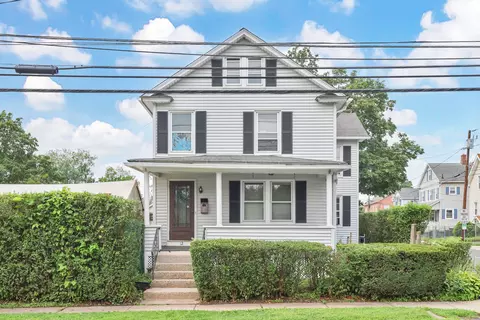 12 N Main St, Windsor Locks, CT 06096