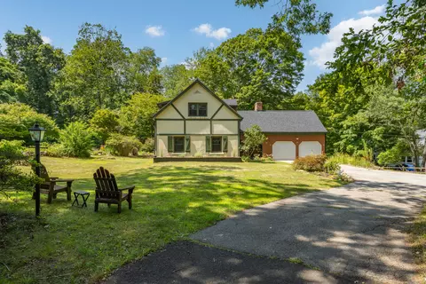 691 Green Hill Rd, Madison, CT 06443
