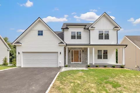 33 Larovera Ter, Ansonia, CT 06401