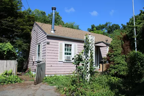 46 Morningside Dr W, Bristol, CT 06010