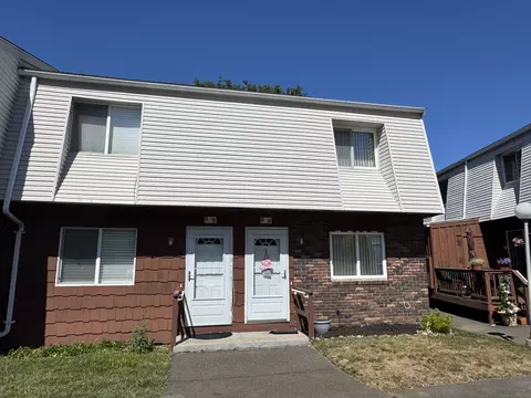 330 Short Beach Rd #B9, East Haven, CT 06512