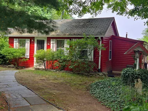 257 E Haddam Colchester Tpke, East Haddam, CT 06423