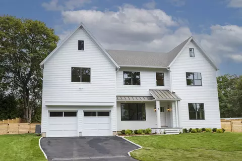 8 Fillow St, Westport, CT 06880