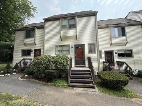 178 Sterling Vlg #178, Meriden, CT 06450