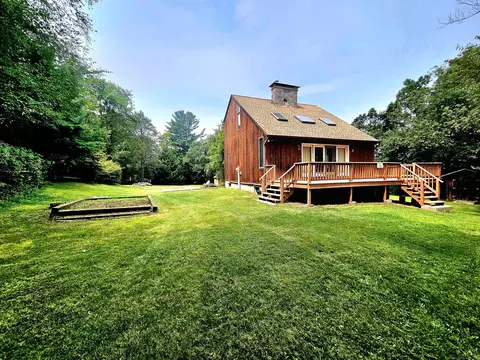 4 Goulart Dr, Bozrah, CT 06334