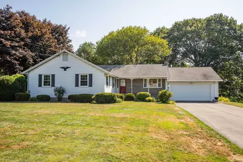 33 Berkshire Dr, Farmington, CT 06032