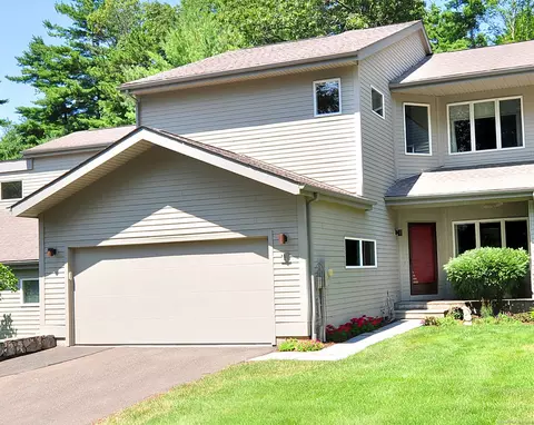 11 Templeton Ct #11, Avon, CT 06001
