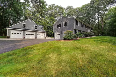 53 Pine Glen Rd, Simsbury, CT 06070