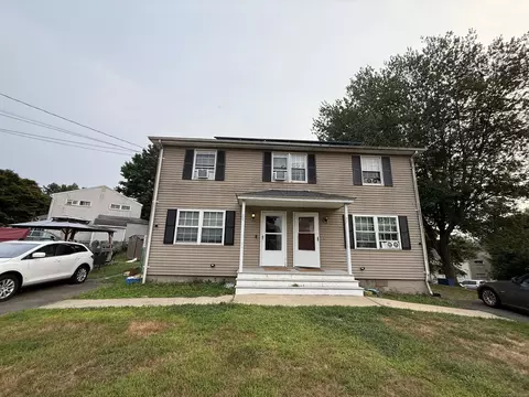 27 Mclaughlin Ter, Derby, CT 06418