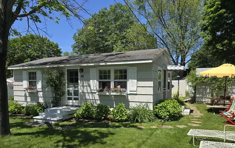 48 East St, Madison, CT 06443
