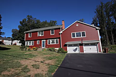 8 Capitol Dr, Shelton, CT 06484