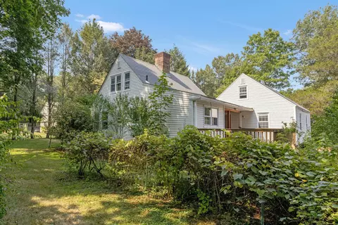 4 Pin Oak Ct, Westport, CT 06880