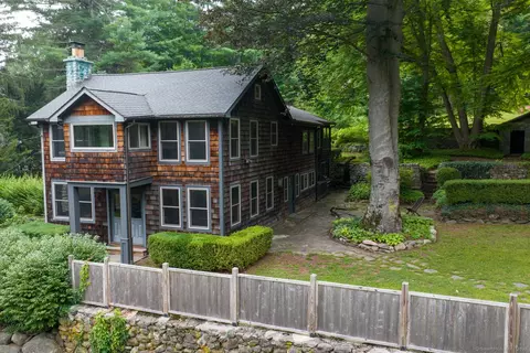 4 Garland Rd, New Preston, CT 06777