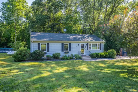 68 Hartford Ave, Granby, CT 06035