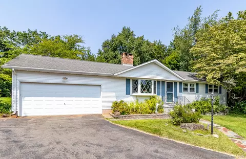 153 Longview Dr, Berlin, CT 06037