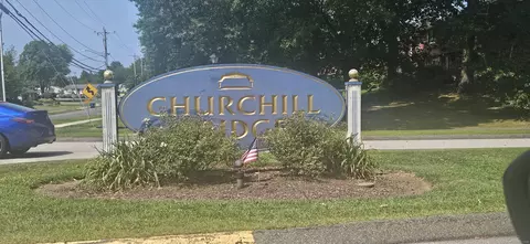 90 Churchill Dr #90, Newington, CT 06111