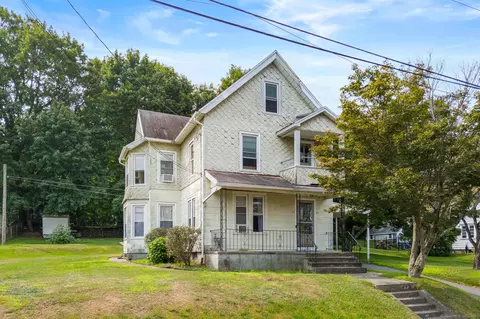 52 54 Sigourney St, Bristol, CT 06010