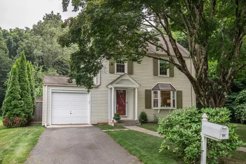 51 Wells Rd, West Hartford, CT 06107