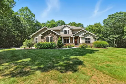 15 Forest Ln, Tolland, CT 06084