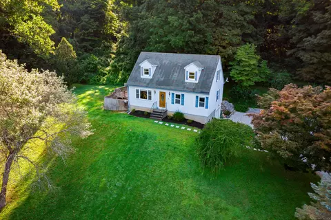 14 Heacock Crossbrook Rd, New Milford, CT 06776