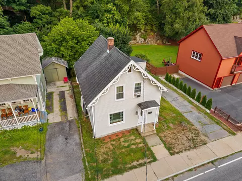 176 Laurel Hill Ave, Norwich, CT 06360