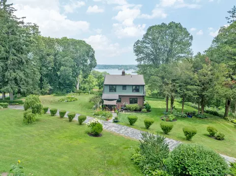 47 Clark Hill Rd, East Hampton, CT 06424