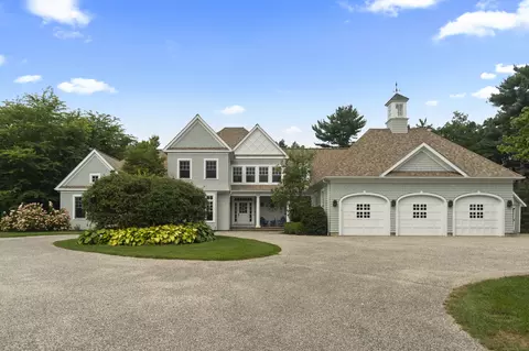 3 Ridgebury Rd, Simsbury, CT 06070