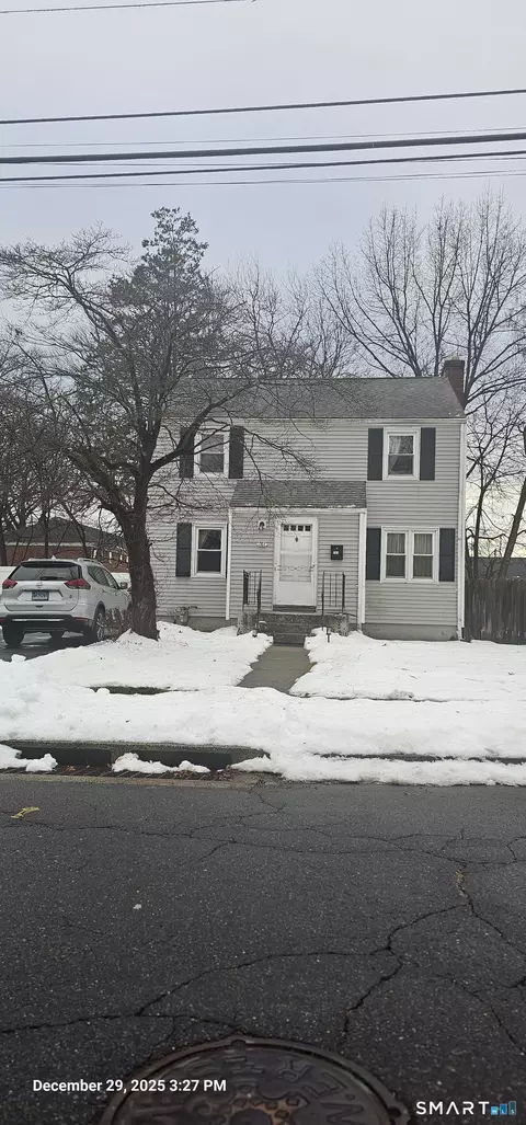 161 Abbotsford Ave, West Hartford, CT 06110