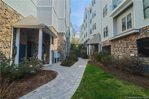 105 Richards Ave #2305, Norwalk, CT 06854
