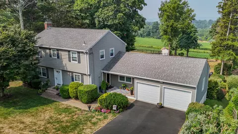 311 Coleman Rd, Middletown, CT 06457