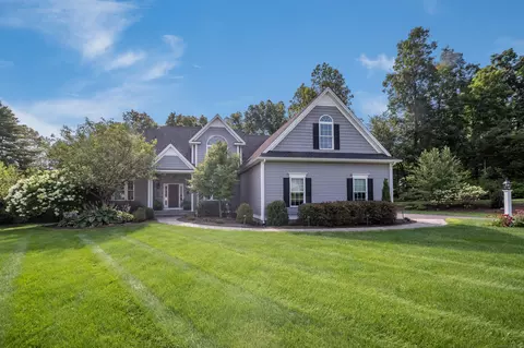 15 Aspenwood, Avon, CT 06001