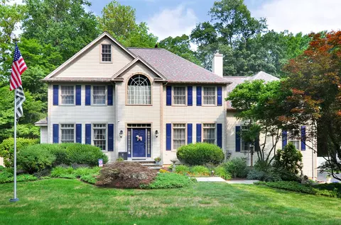 811 Bucks Hill Rd, Southbury, CT 06488