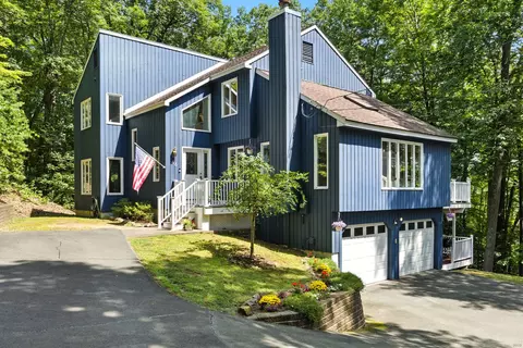 46 Rockledge Dr, Avon, CT 06001