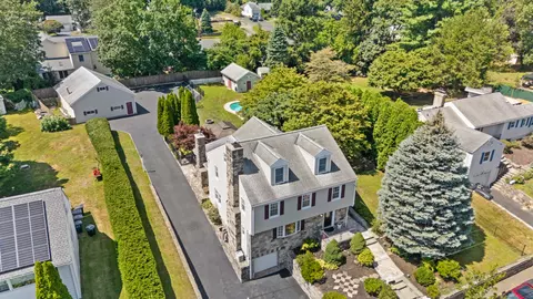 24 Haig Ave, Stamford, CT 06905