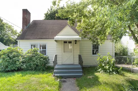 389 Hillside Ave, Hartford, CT 06106