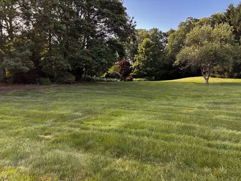 105 Partridge Lndg, Glastonbury, CT 06033