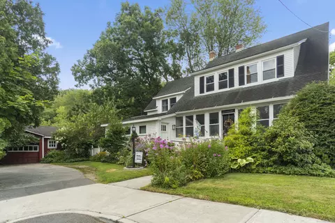 129 Grove St, Willimantic, CT 06226