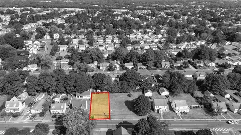 519 Pine Rock Ave, Hamden, CT 06514