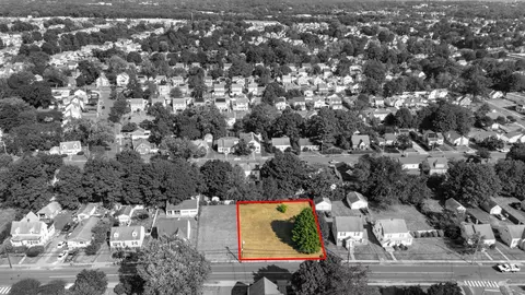 509 Pine Rock Ave, Hamden, CT 06514